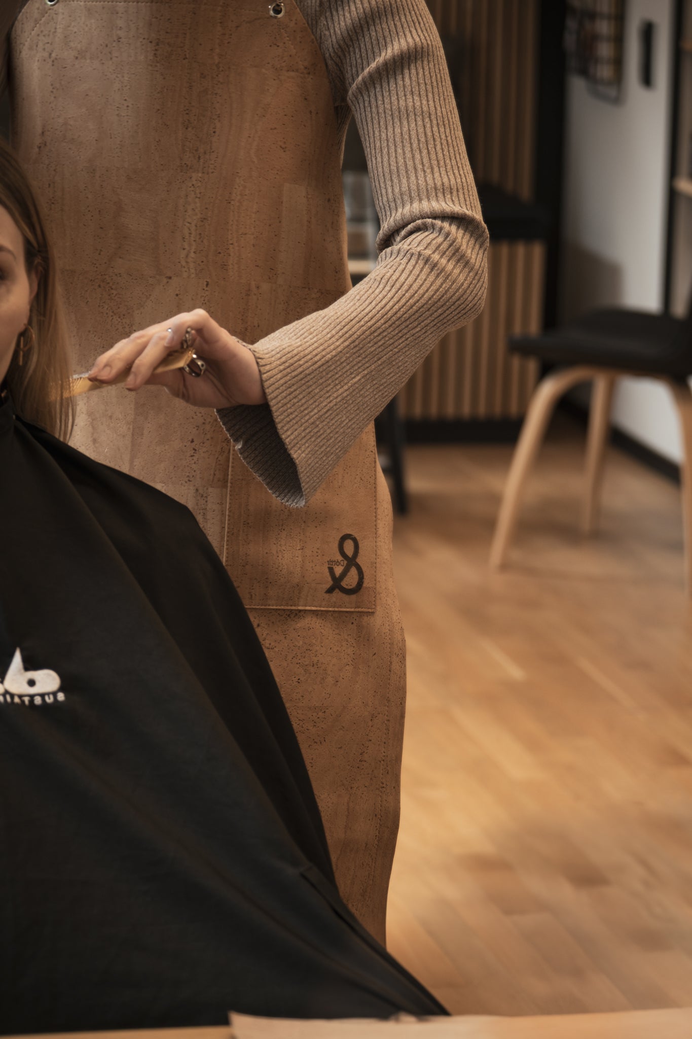 Cork Apron - Hairstylist